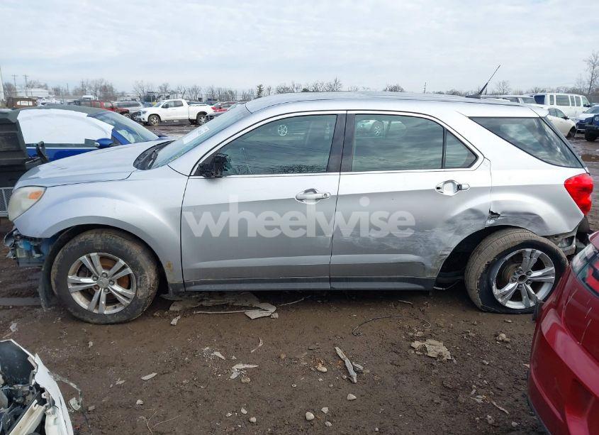 Photo 15 of 2011 Chevrolet Equinox LS (VIN 2GNALBEC6B1214810)