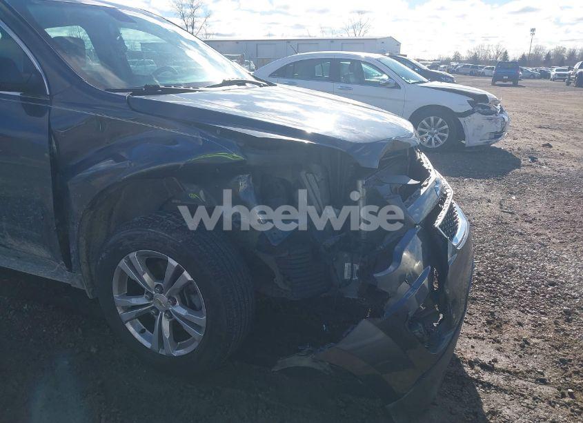 Photo 6 of 2011 Chevrolet Equinox LS (VIN 2GNALBEC6B1245393)