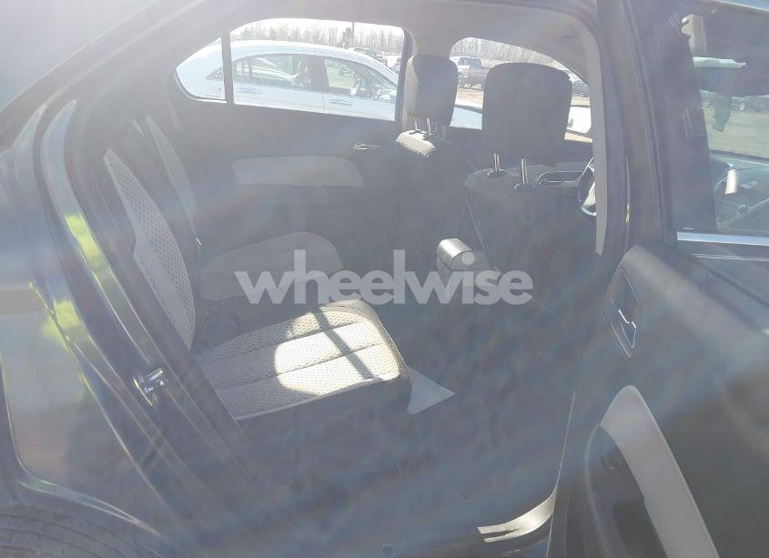 Photo 8 of 2011 Chevrolet Equinox LS (VIN 2GNALBEC6B1245393)