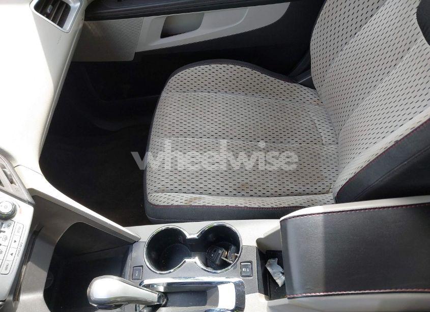 Photo 15 of 2011 Chevrolet Equinox LS (VIN 2GNALBEC7B1294702)