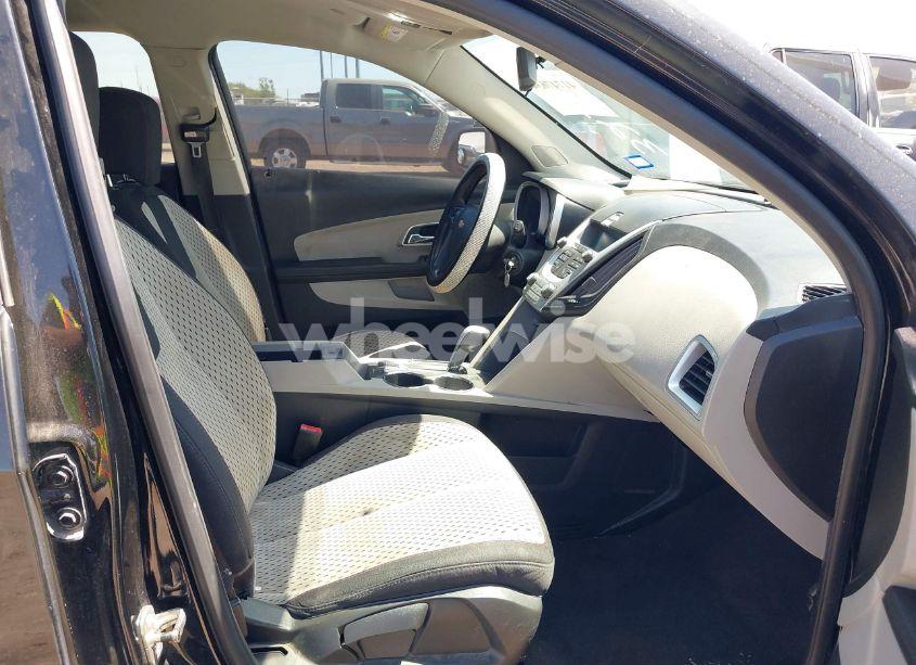 Photo 5 of 2011 Chevrolet Equinox LS (VIN 2GNALBEC7B1323308)