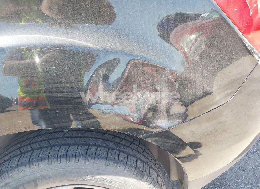 Photo 6 of 2011 Chevrolet Equinox LS (VIN 2GNALBEC7B1323308)