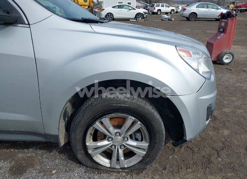 Photo 15 of 2011 Chevrolet Equinox LS (VIN 2GNALBEC8B1315458)
