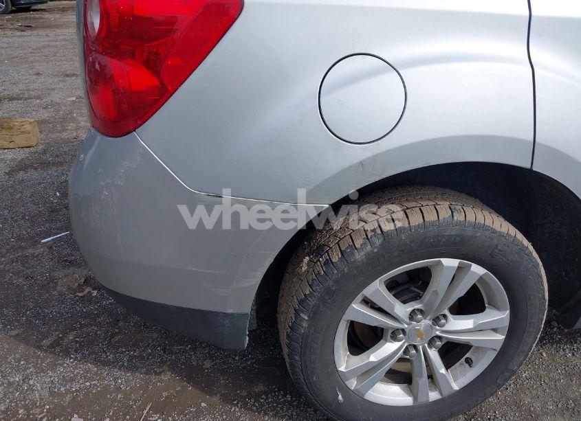 Photo 16 of 2011 Chevrolet Equinox LS (VIN 2GNALBEC8B1315458)