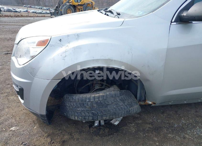 Photo 6 of 2011 Chevrolet Equinox LS (VIN 2GNALBEC8B1315458)