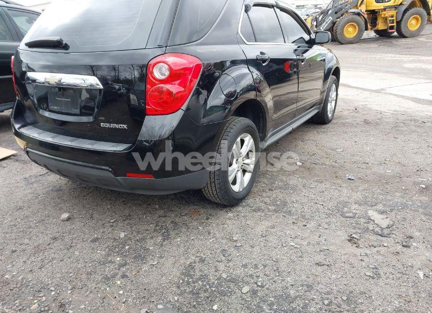 Photo 4 of 2011 Chevrolet Equinox LS (VIN 2GNALBEC9B1210122)