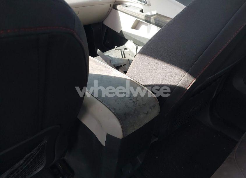 Photo 13 of 2011 Chevrolet Equinox LS (VIN 2GNALBEC9B1239264)