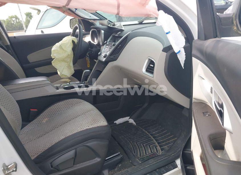 Photo 5 of 2012 Chevrolet Equinox LS (VIN 2GNALBEK0C1229926)