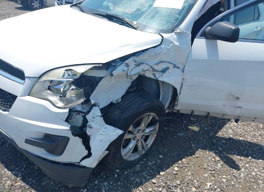 Photo 6 of 2012 Chevrolet Equinox LS (VIN 2GNALBEK0C1326933)