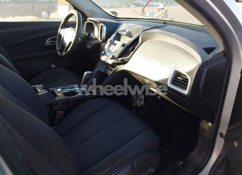 Photo 5 of 2012 Chevrolet Equinox LS (VIN 2GNALBEK0C1335535)