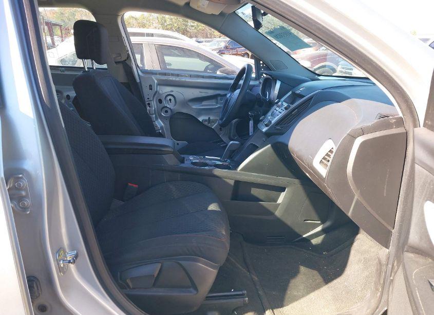 Photo 5 of 2013 Chevrolet Equinox LS (VIN 2GNALBEK0D1150306)