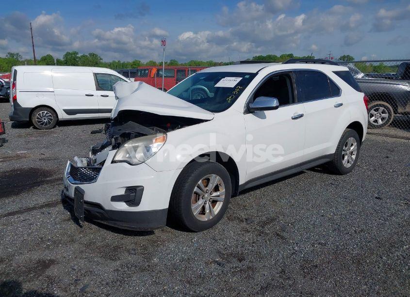 Photo 2 of 2015 Chevrolet Equinox 1LT (VIN 2GNALBEK0F6112273)
