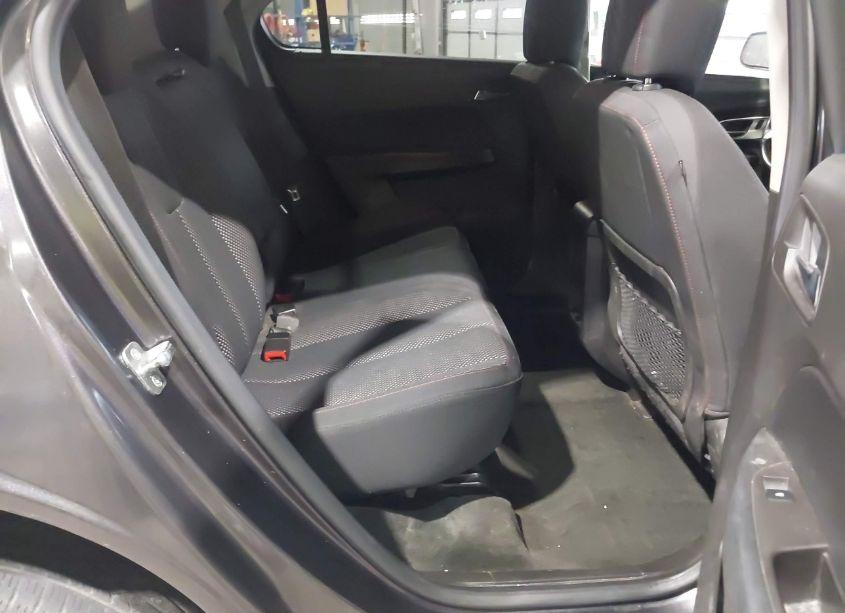 Photo 8 of 2015 Chevrolet Equinox 1LT (VIN 2GNALBEK0F6138758)