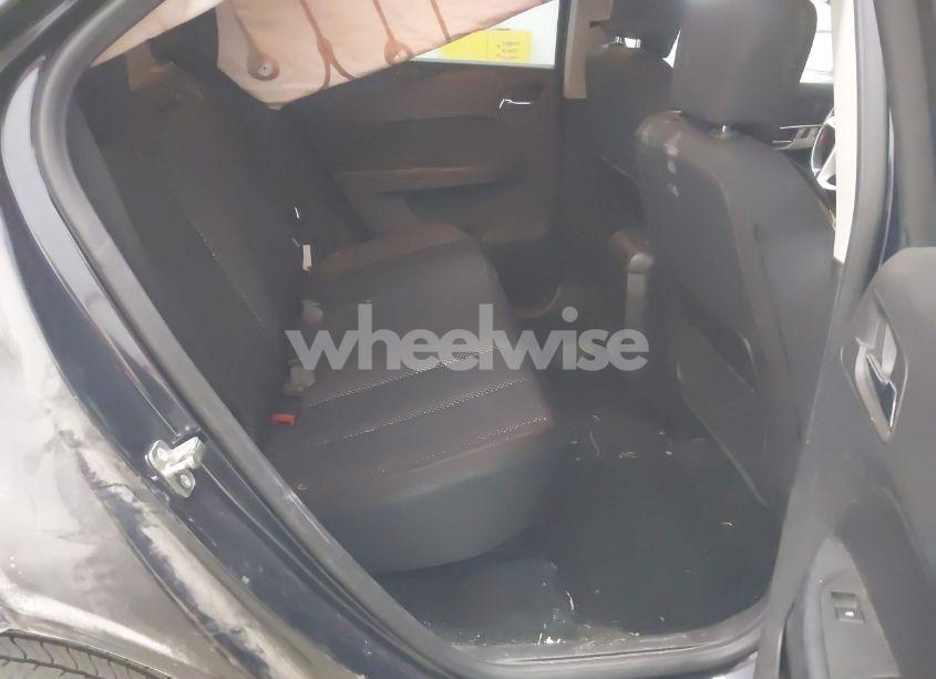 Photo 8 of 2015 Chevrolet Equinox 1LT (VIN 2GNALBEK0F6174093)