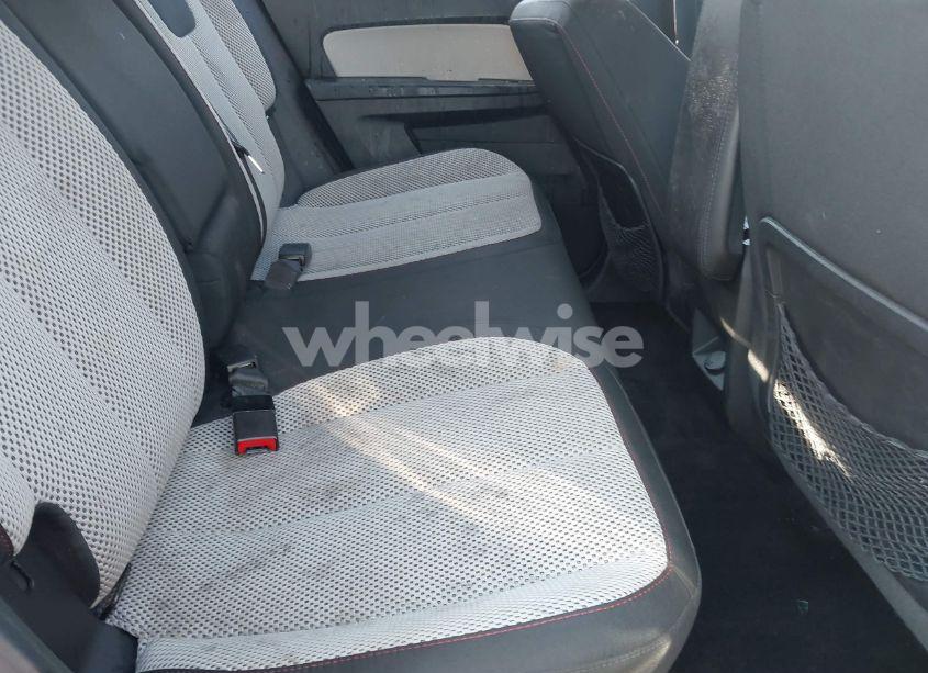 Photo 8 of 2016 Chevrolet Equinox LS (VIN 2GNALBEK0G1110814)