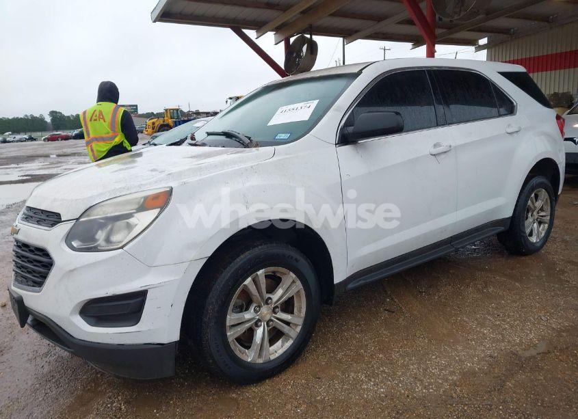 Photo 2 of 2016 Chevrolet Equinox LS (VIN 2GNALBEK0G1110912)