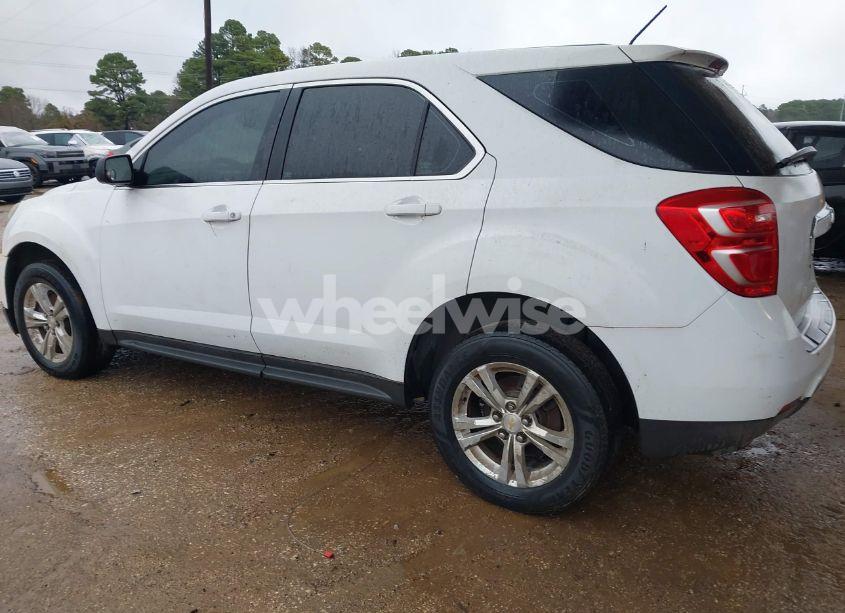 Photo 3 of 2016 Chevrolet Equinox LS (VIN 2GNALBEK0G1110912)