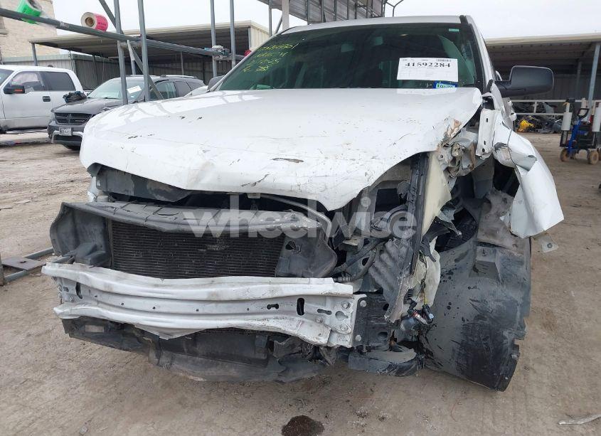 Photo 6 of 2016 Chevrolet Equinox LS (VIN 2GNALBEK0G1144624)