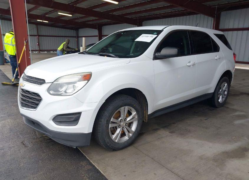 Photo 2 of 2016 Chevrolet Equinox LS (VIN 2GNALBEK0G1170169)