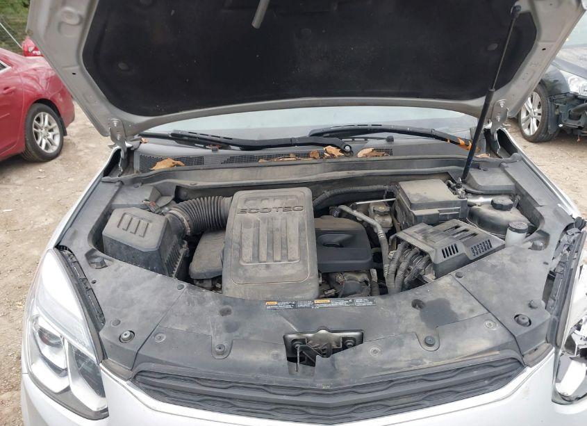 Photo 10 of 2017 Chevrolet Equinox LS (VIN 2GNALBEK0H1524919)