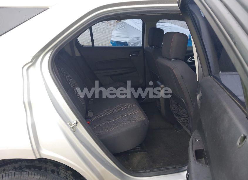 Photo 8 of 2017 Chevrolet Equinox LS (VIN 2GNALBEK0H1526492)