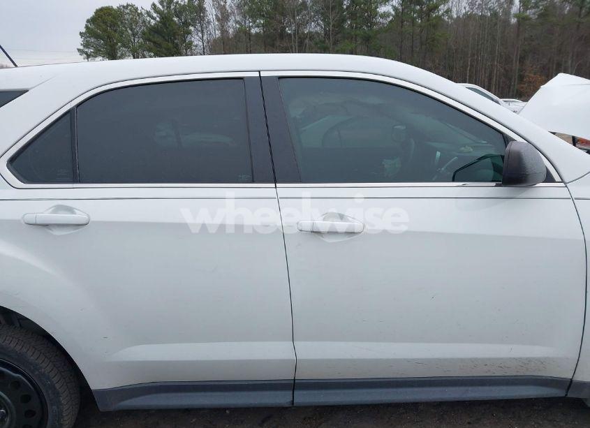 Photo 13 of 2017 Chevrolet Equinox LS (VIN 2GNALBEK0H1543261)