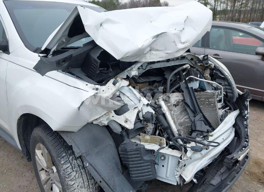 Photo 6 of 2017 Chevrolet Equinox LS (VIN 2GNALBEK0H1543261)