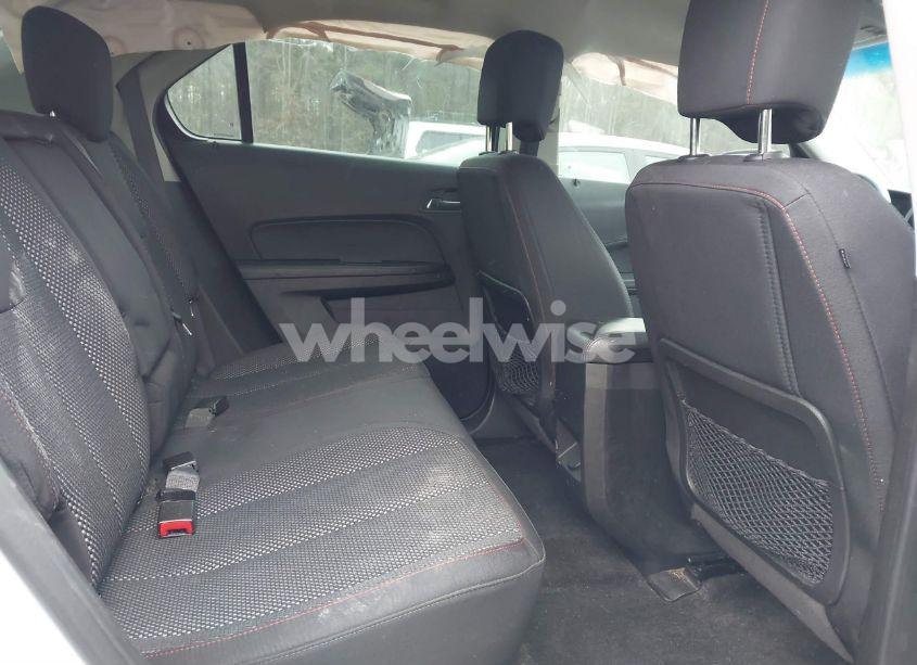 Photo 8 of 2017 Chevrolet Equinox LS (VIN 2GNALBEK0H1543261)