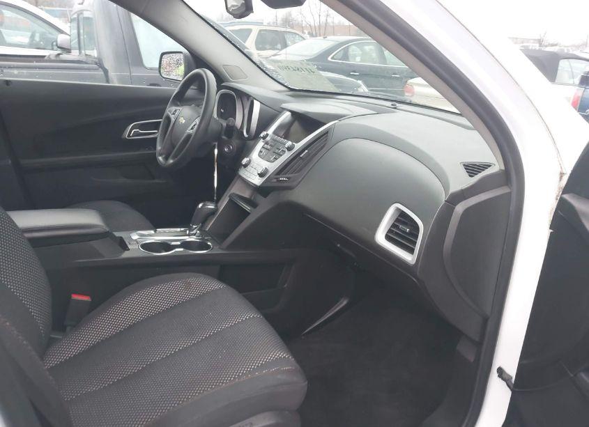 Photo 5 of 2017 Chevrolet Equinox LS (VIN 2GNALBEK0H1544734)