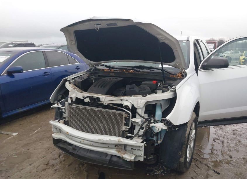 Photo 6 of 2017 Chevrolet Equinox LS (VIN 2GNALBEK0H1544734)