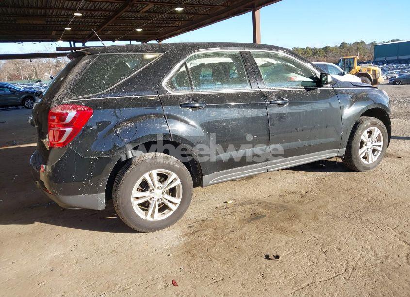 Photo 4 of 2017 Chevrolet Equinox LS (VIN 2GNALBEK0H1547536)