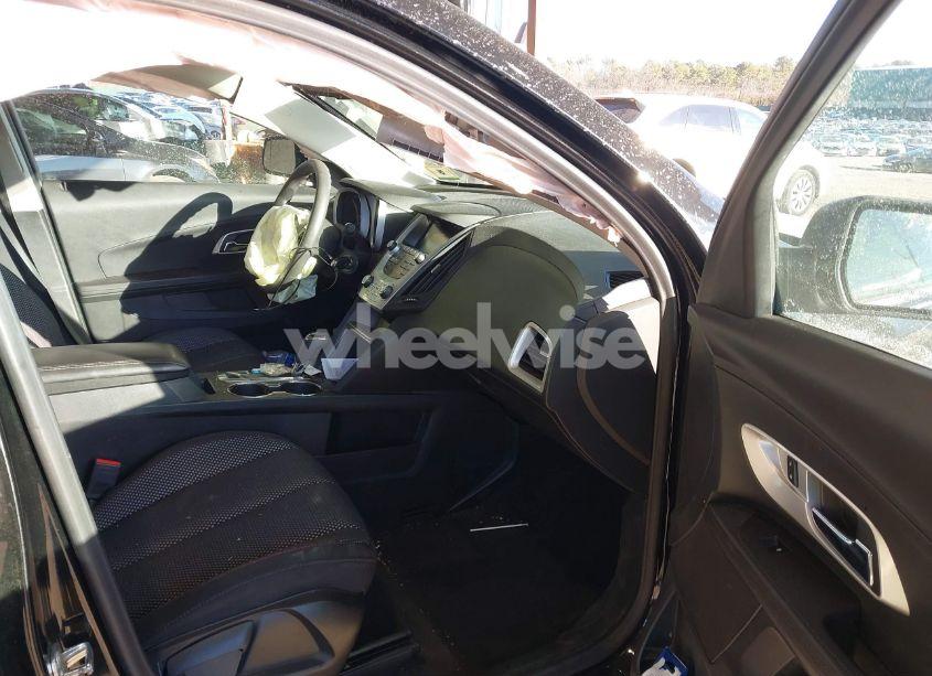 Photo 5 of 2017 Chevrolet Equinox LS (VIN 2GNALBEK0H1547536)