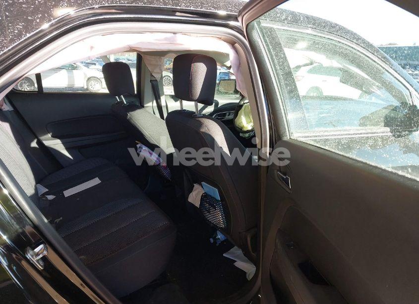 Photo 8 of 2017 Chevrolet Equinox LS (VIN 2GNALBEK0H1547536)