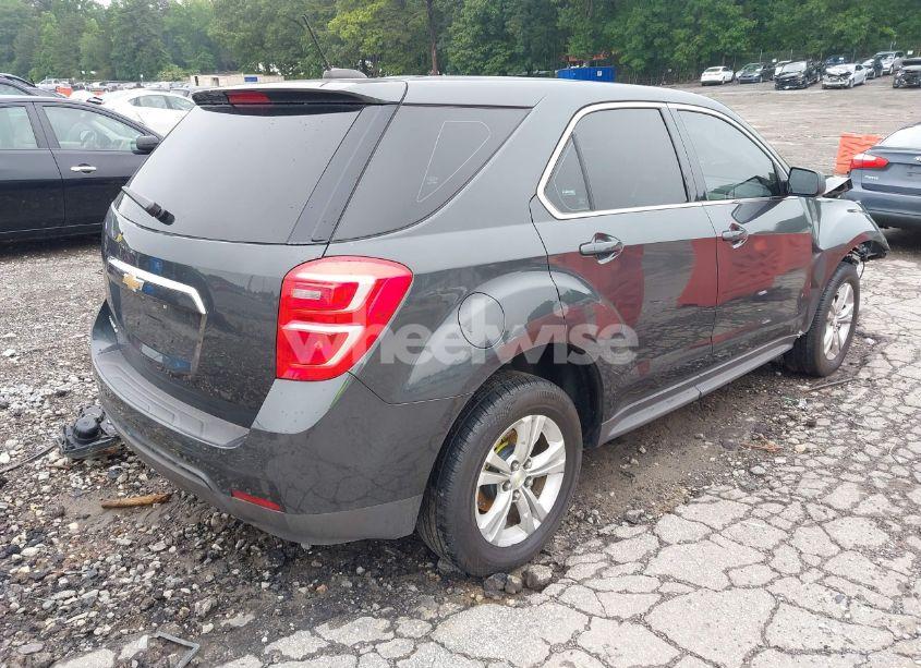 Photo 4 of 2017 Chevrolet Equinox LS (VIN 2GNALBEK0H1565034)