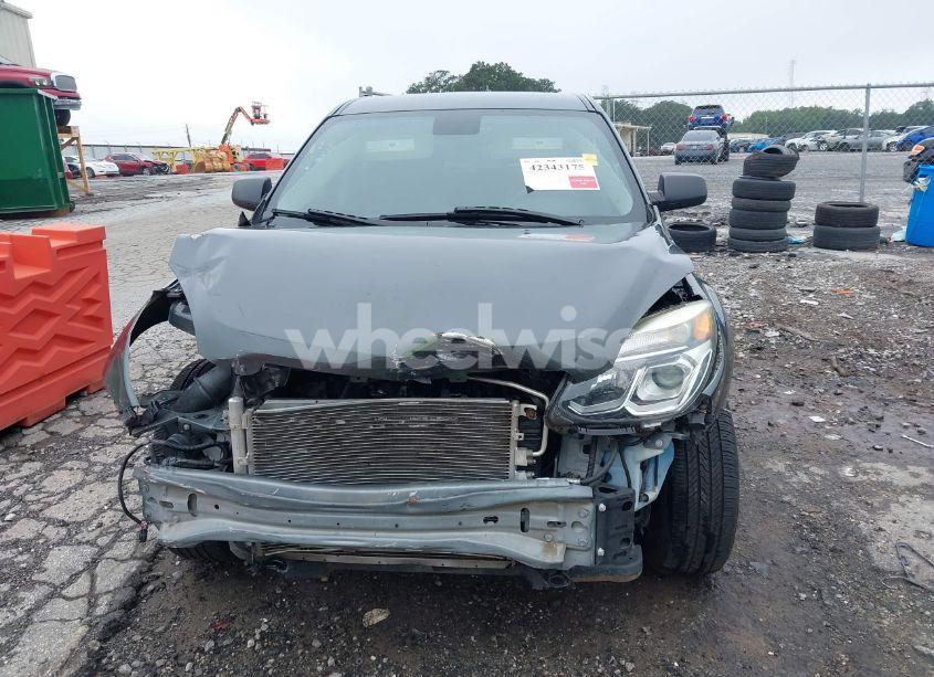 Photo 6 of 2017 Chevrolet Equinox LS (VIN 2GNALBEK0H1565034)