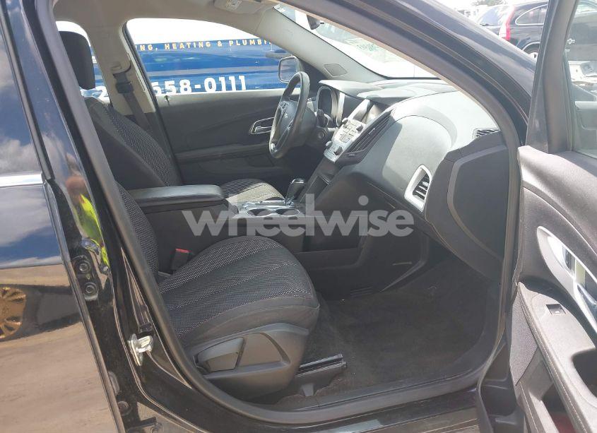 Photo 5 of 2017 Chevrolet Equinox LS (VIN 2GNALBEK0H1565213)