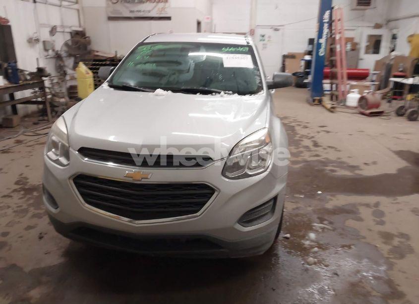 Photo 12 of 2017 Chevrolet Equinox LS (VIN 2GNALBEK0H1566457)