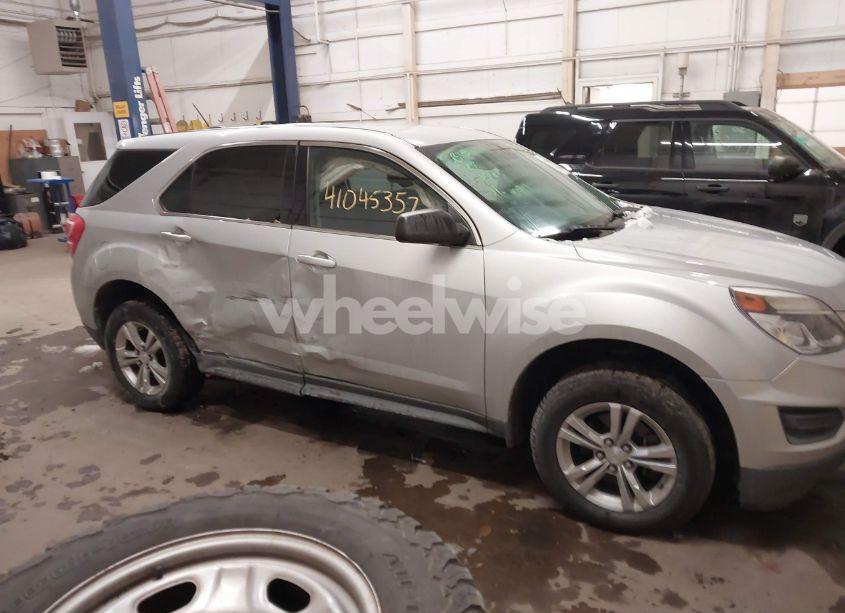 Photo 13 of 2017 Chevrolet Equinox LS (VIN 2GNALBEK0H1566457)