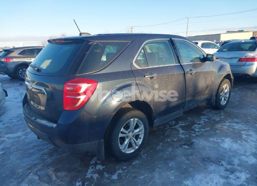 Photo 4 of 2017 Chevrolet Equinox LS (VIN 2GNALBEK0H1577149)