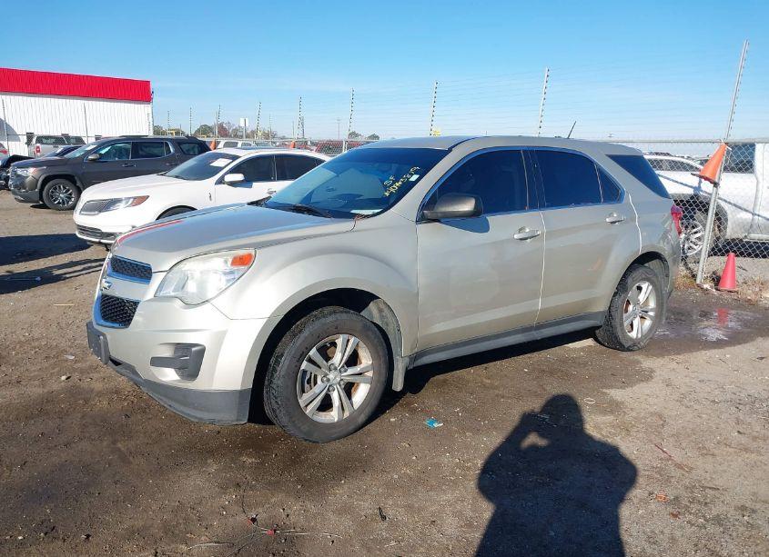 Photo 2 of 2013 Chevrolet Equinox LS (VIN 2GNALBEK1D1267764)
