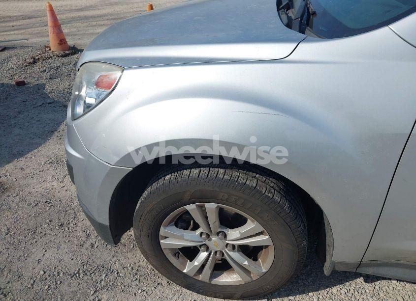 Photo 16 of 2013 Chevrolet Equinox LS (VIN 2GNALBEK1D6383274)