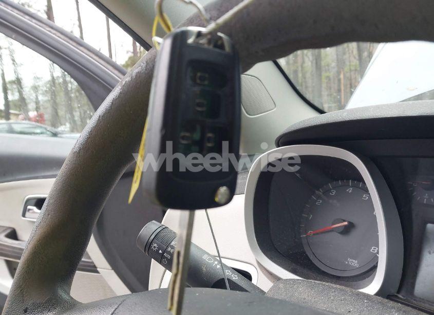 Photo 11 of 2013 Chevrolet Equinox LS (VIN 2GNALBEK1D6383307)