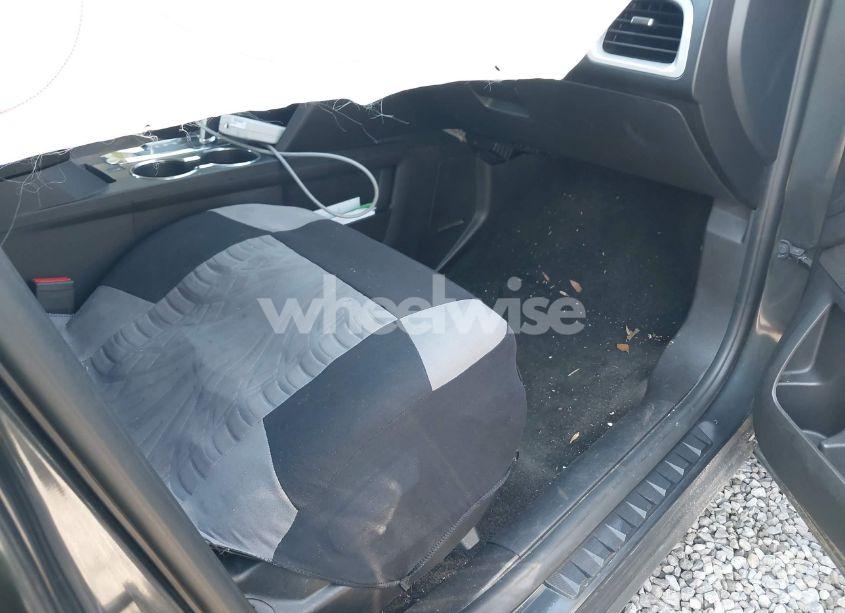 Photo 5 of 2013 Chevrolet Equinox LS (VIN 2GNALBEK1D6402230)