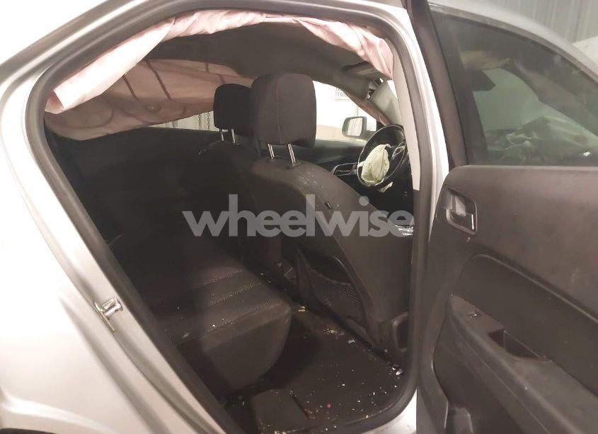 Photo 8 of 2015 Chevrolet Equinox 1LT (VIN 2GNALBEK1F1137339)