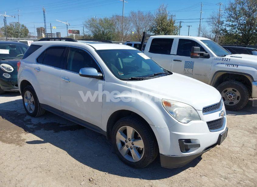 2015 Chevrolet Equinox 1LT (VIN 2GNALBEK1F6173910) main photo