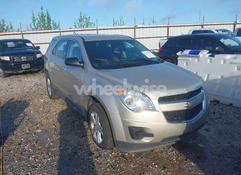 2016 Chevrolet Equinox LS (VIN 2GNALBEK1G1138153) main photo