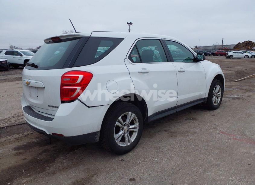 Photo 4 of 2016 Chevrolet Equinox LS (VIN 2GNALBEK1G6332703)
