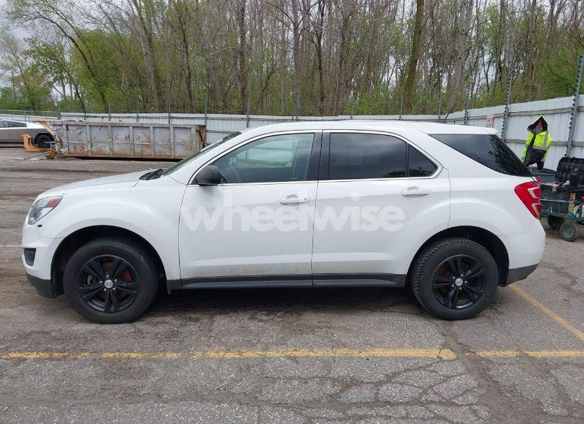 Photo 14 of 2017 Chevrolet Equinox LS (VIN 2GNALBEK1H1531216)