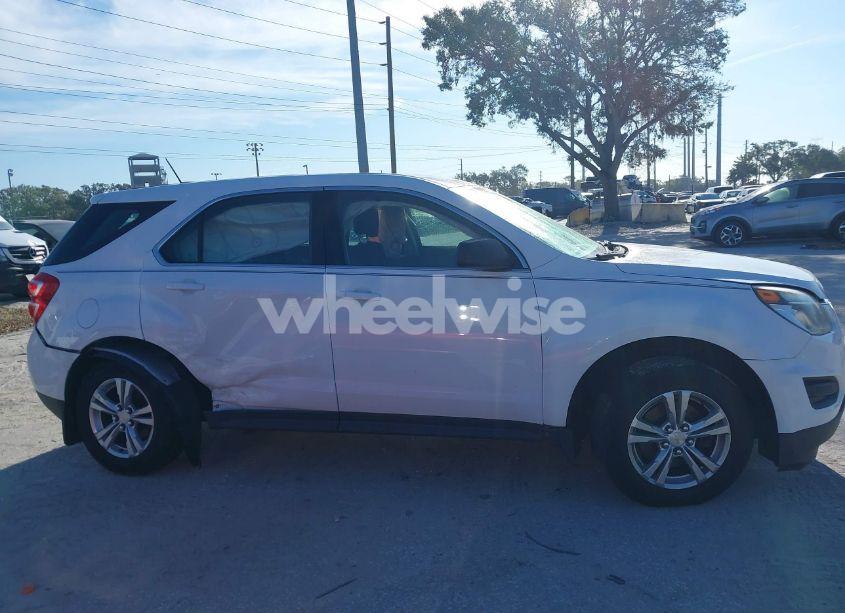 Photo 13 of 2017 Chevrolet Equinox LS (VIN 2GNALBEK1H1545374)