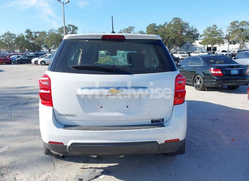 Photo 16 of 2017 Chevrolet Equinox LS (VIN 2GNALBEK1H1545374)